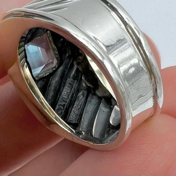 David Yurman Cigar Band Ring WithTopaz and Gold - Picture 9 of 9